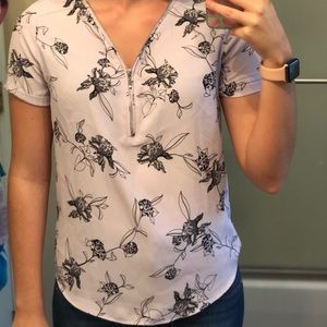 Light purple floral short sleeve shirt